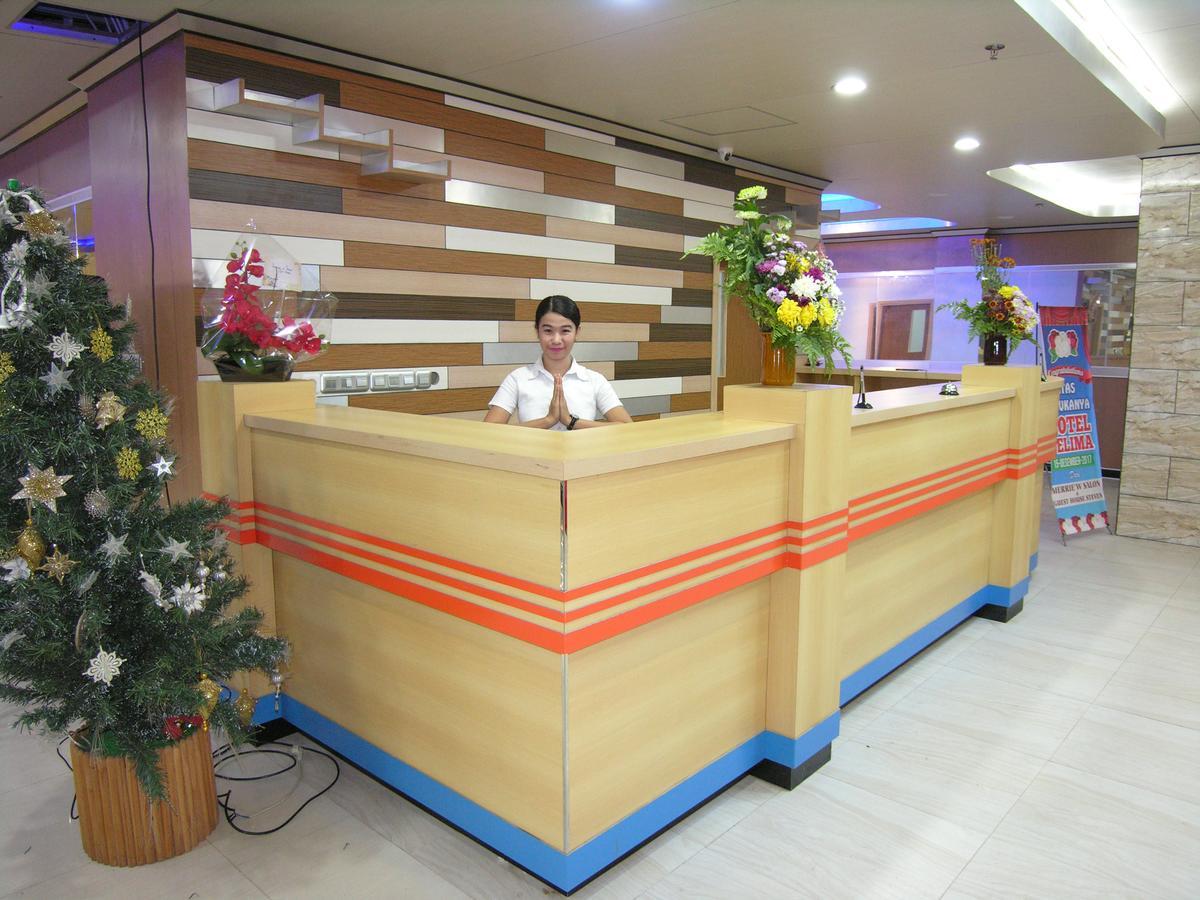 Hotel Delima Banjarmasin (South Kalimantan) Bagian luar foto