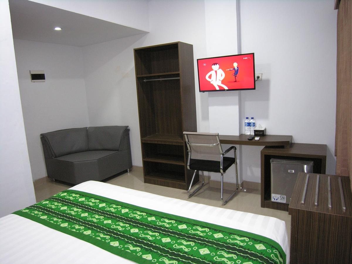 Hotel Delima Banjarmasin (South Kalimantan) Bagian luar foto